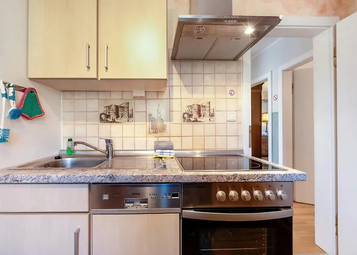 Hildegard Von Nell דירה *