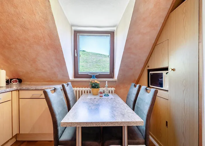 Hildegard Von Nell דירה *